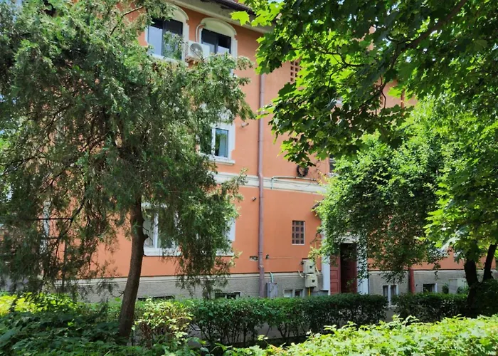 Art شقة كرايوفا